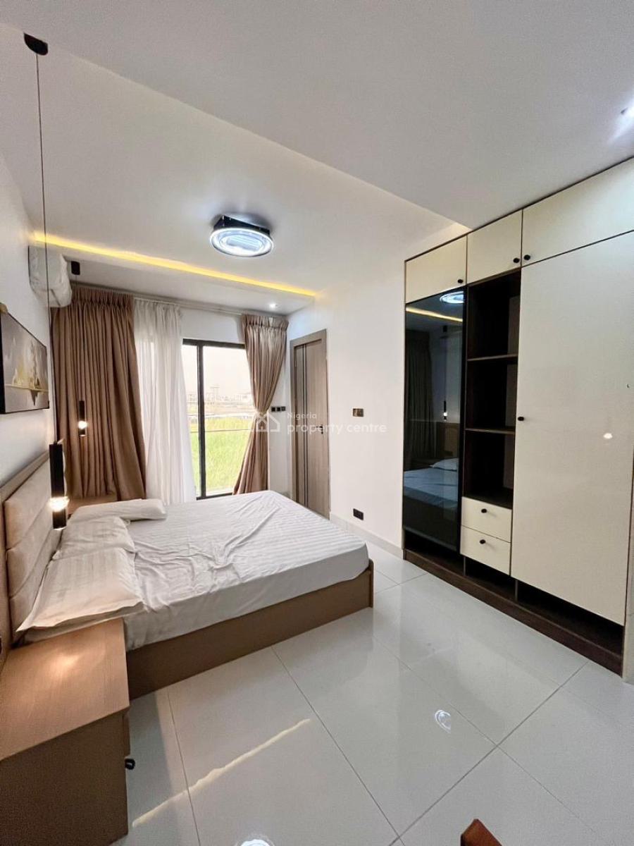 Luxury 2 Bedroom Apartment with Swimming Pool & Gym, Lekki Phase 1, Lekki, Lagos, Flat / Apartment for Sale