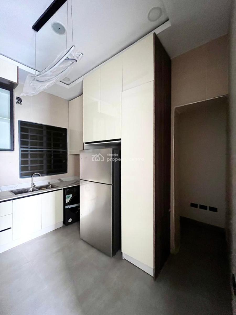 Luxury 3 Bedroom Apartment with Reception & Swimming Pool, Phase 1, Lekki Phase 1, Lekki, Lagos, Flat / Apartment for Sale