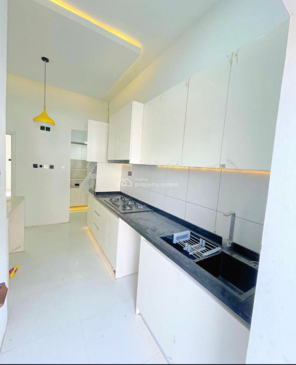 Fully Serviced Unfurnished 4bedroom Terrace Duplex, Lekki, Lagos, Terraced Duplex for Rent