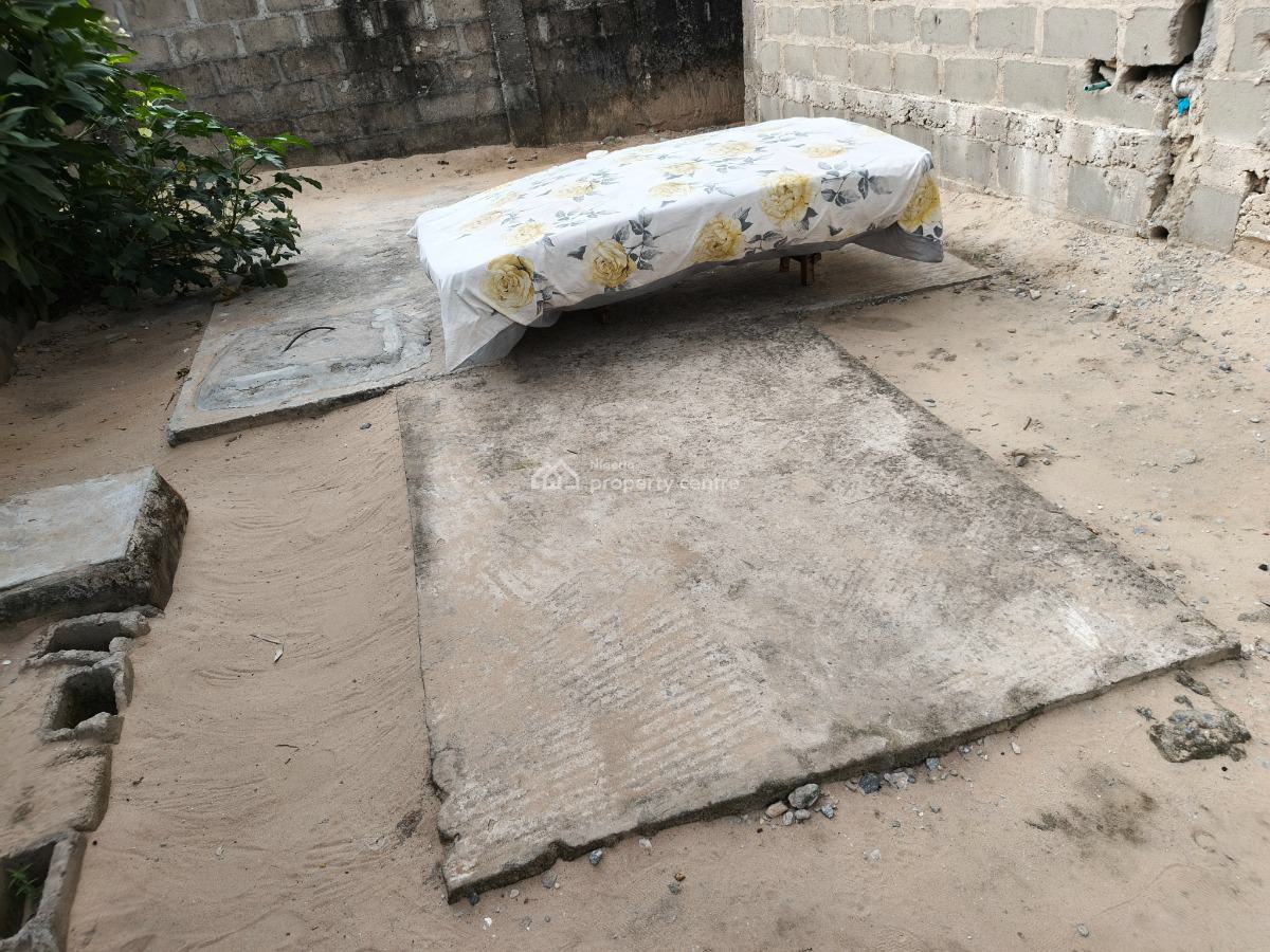 Carcass of Block of 4units of 2bedroom Flats and 2bedroom Bungalow., Stallion Wy. Off Lekki-epe Expressway, Bogije, Ibeju Lekki, Lagos, Block of Flats for Sale