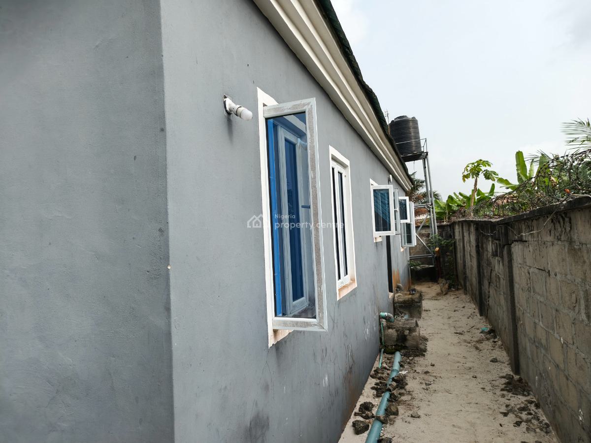 Carcass of Block of 4units of 2bedroom Flats and 2bedroom Bungalow., Stallion Wy. Off Lekki-epe Expressway, Bogije, Ibeju Lekki, Lagos, Block of Flats for Sale