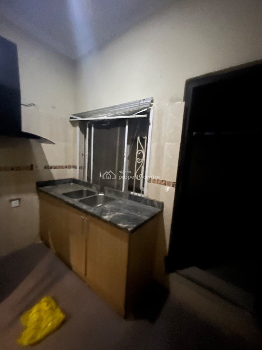 Spacious Shared Apartment in a Nice Estate, Abraham Adesanya, Ajah, Lagos, Flat / Apartment for Rent