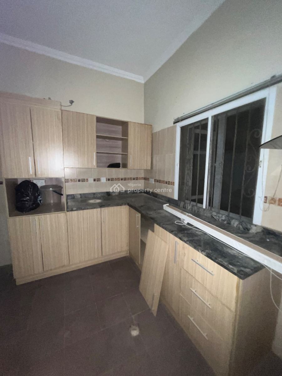Spacious Shared Apartment in a Nice Estate, Abraham Adesanya, Ajah, Lagos, Flat / Apartment for Rent