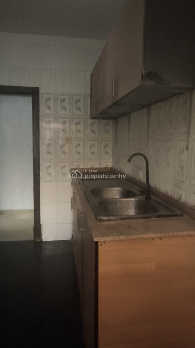 Massive 3 Need Self Service, Osapa London Ask Bencom Homes, Osapa, Lekki, Lagos, Flat / Apartment for Rent