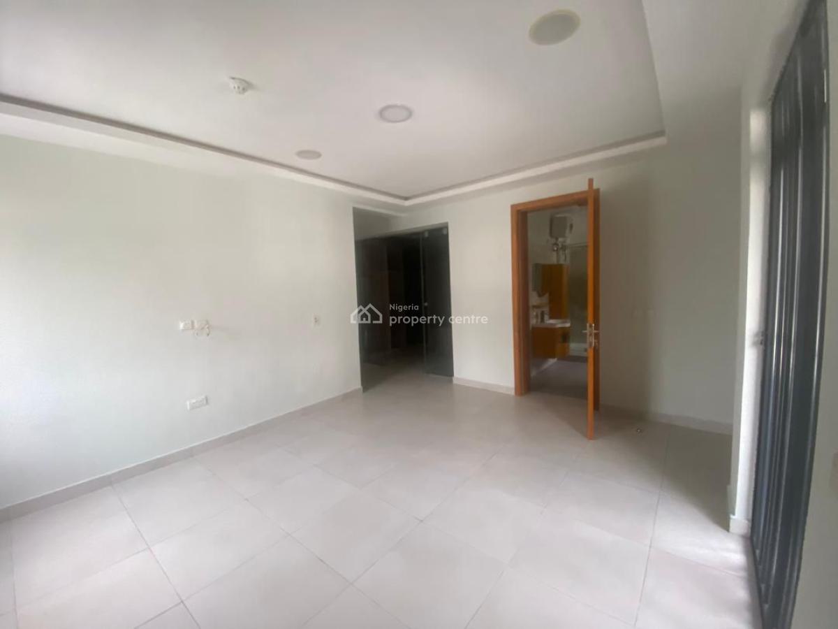 Top-notch 3-bedroom Apartment in Lekki, Lekki Phase 1, Lekki, Lagos, Flat / Apartment for Rent