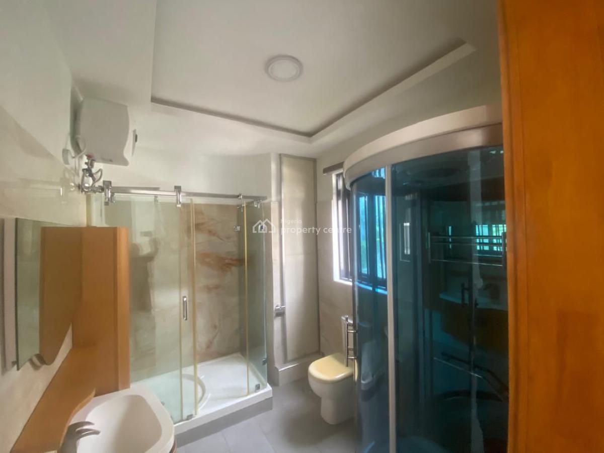 Top-notch 3-bedroom Apartment in Lekki, Lekki Phase 1, Lekki, Lagos, Flat / Apartment for Rent