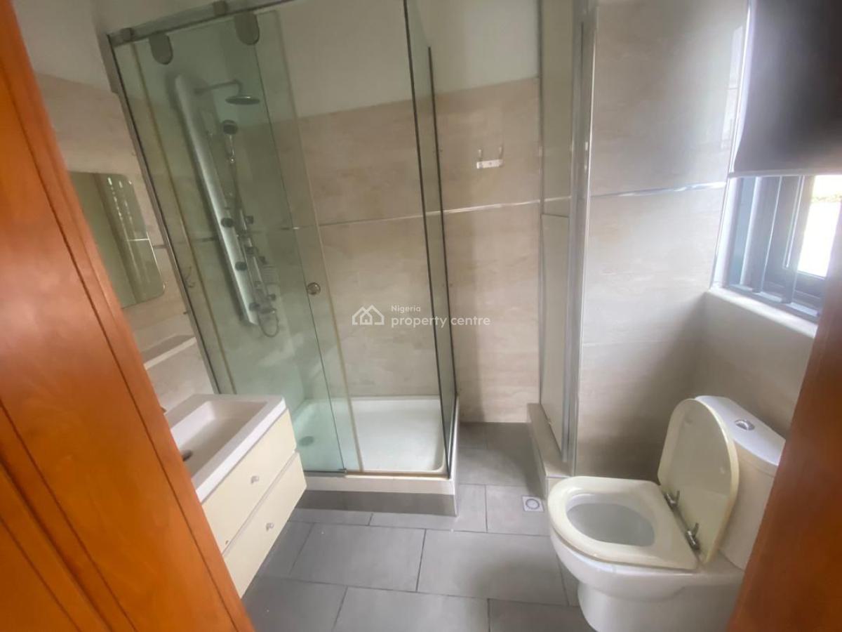 Top-notch 3-bedroom Apartment in Lekki, Lekki Phase 1, Lekki, Lagos, Flat / Apartment for Rent