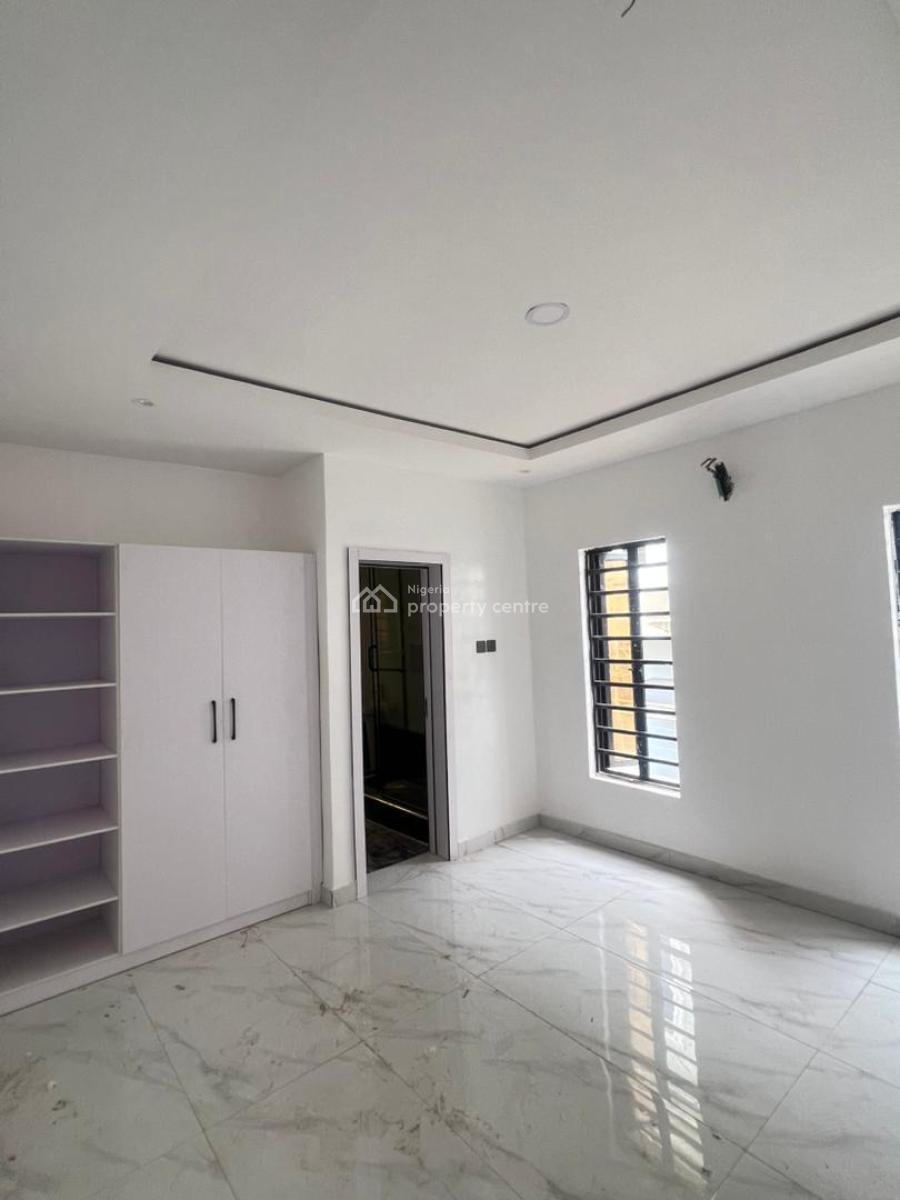 5 Bedroom Semi Detached Duplex with Bq, Magodo Gra Phase 1, Gra Phase 1, Magodo, Lagos, Semi-detached Duplex for Sale