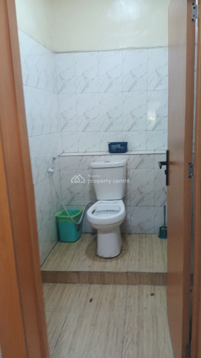 an Existing Restaurant Available on a Major Road, Muritala Muhammed Way, Yaba, Lagos, Restaurant / Bar for Sale