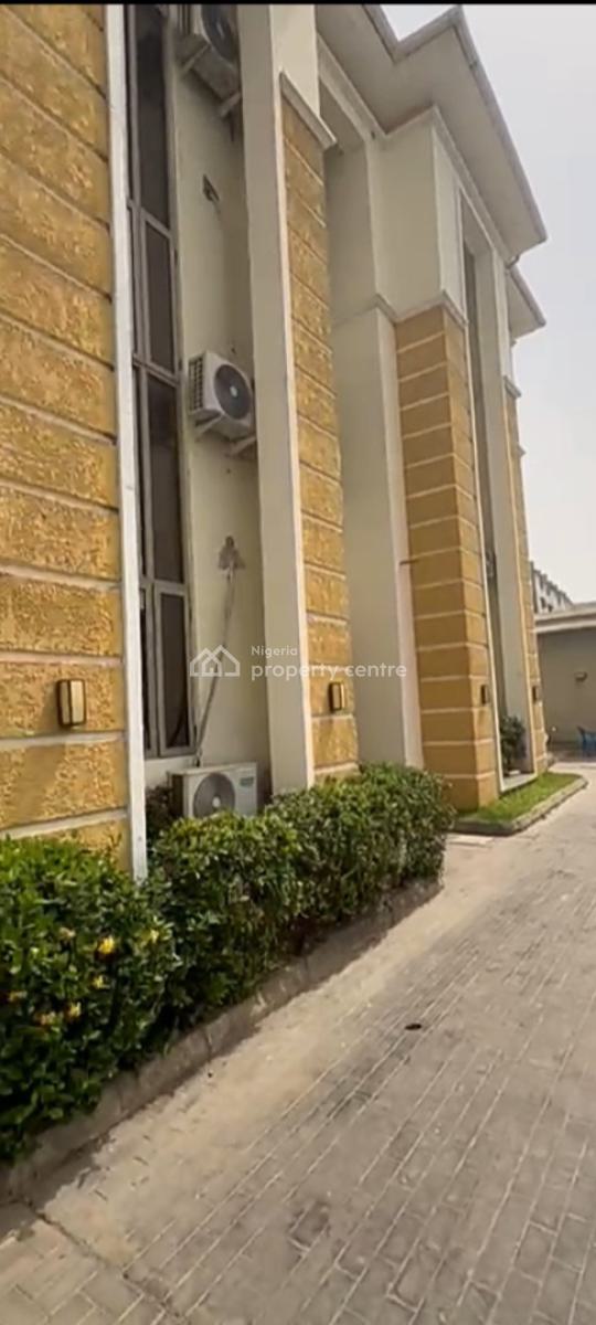 a Very Good Spacious 4-bedroom Terrace Duplex + 1bq, Guzape District, Abuja, Terraced Duplex for Rent