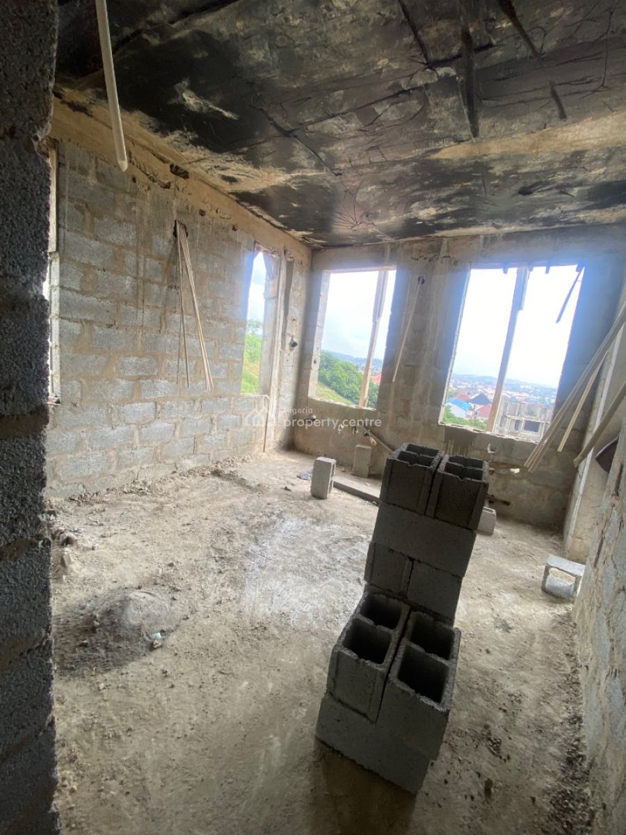 4 Bedroom Semidetached Duplex with a Penthouse, Guzape District, Abuja, Semi-detached Duplex for Sale