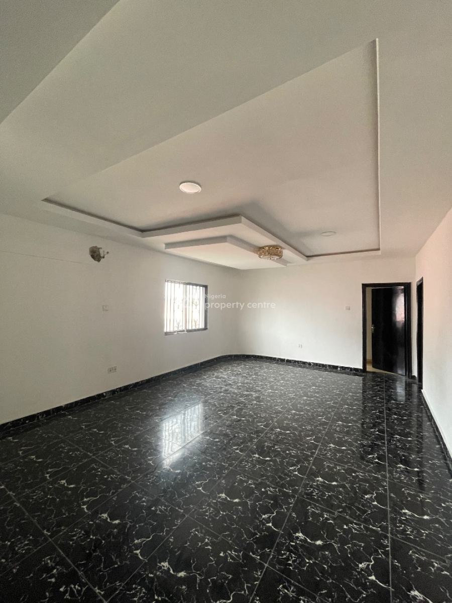 Spacious 3 Bedroom Apartment, Lekki Phase 1, Lekki, Lagos, Flat / Apartment for Rent