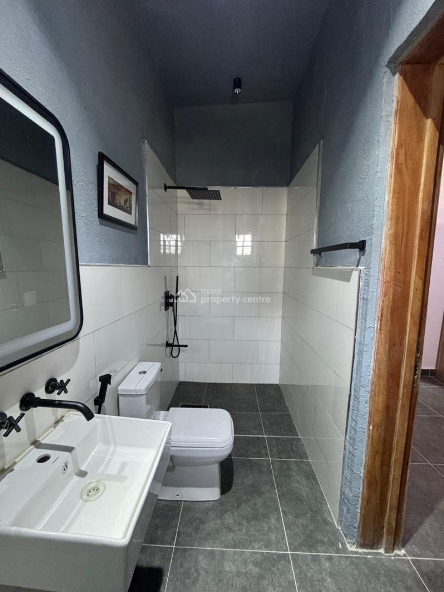 3 Bedroom Apartment, Lekki Phase 1, Lekki, Lagos, Block of Flats for Sale
