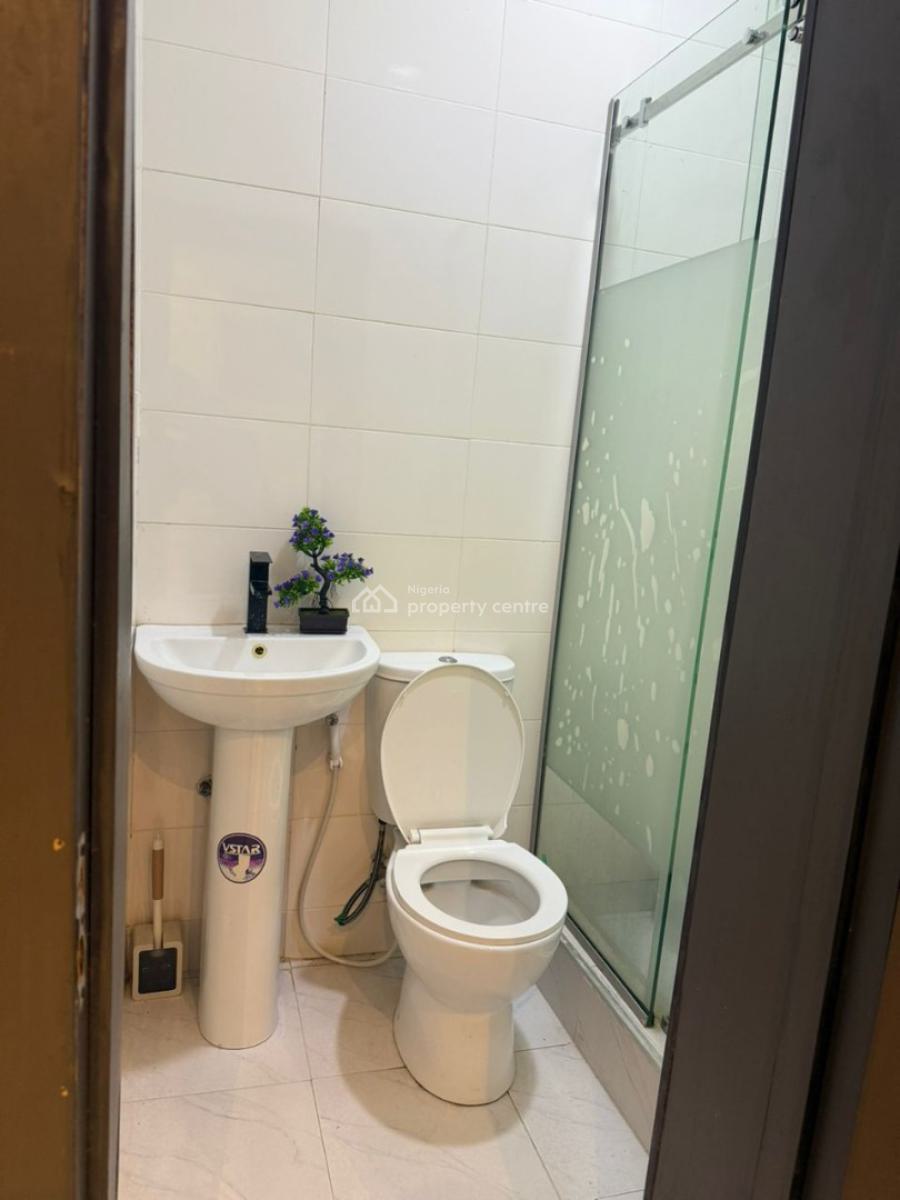 2 Bedroom Apartment, Newton, Ogombo, Ajah, Lagos, Flat / Apartment Short Let