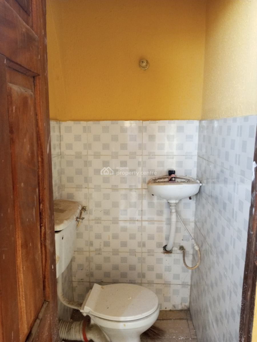 Newly Renovated 3bed Flat Upstairs in a Secured Estate, Badore, Ajah, Lagos, Flat / Apartment for Rent