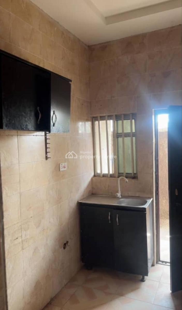 a Very Neat and Spacious 1 Bedroom Apartment, 4th Avenue, Gwarinpa, Abuja, Mini Flat (room and Parlour) for Rent