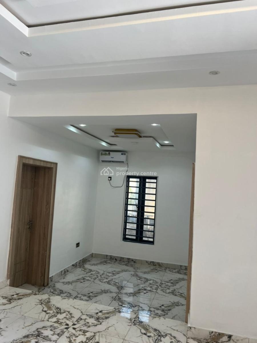 a Very Neat and Spacious 2 Bedroom, Brains and Hammers Estate, Life Camp, Abuja, Semi-detached Bungalow for Rent