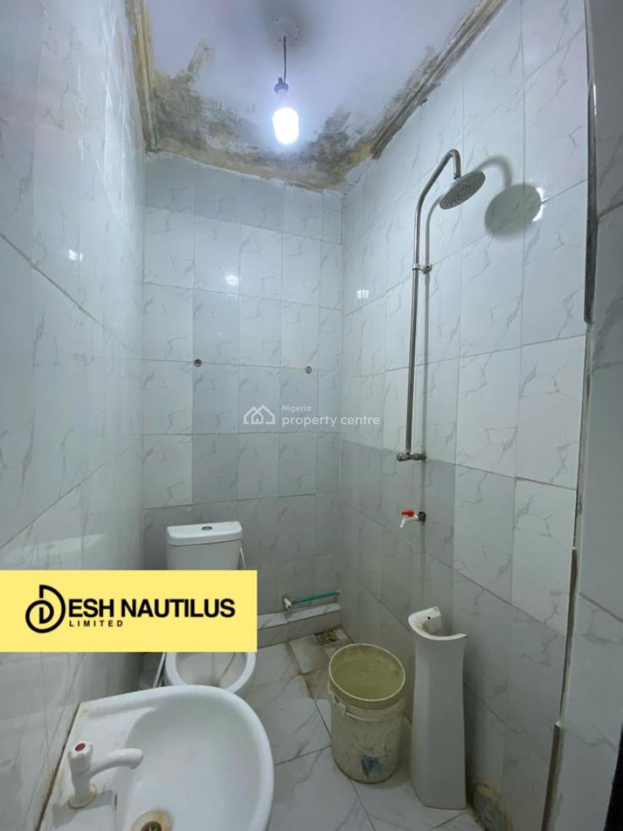 Executive 1 Bedroom Mini Flat (ensuite), Lekki Phase 1, Lekki, Lagos, Mini Flat (room and Parlour) for Rent