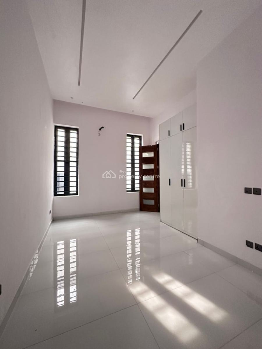 Spacious 5 Bedroom Detached with Swimming Pool, Gym and Bq, Ikota, Lekki, Lagos, Detached Duplex for Sale