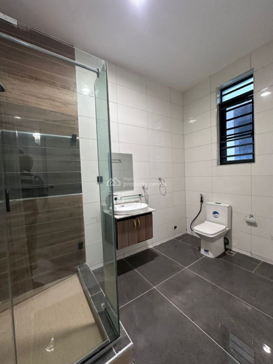 Spacious 5 Bedroom Detached with Swimming Pool, Gym + Bq, Ikota, Lekki, Lagos, Detached Duplex for Sale