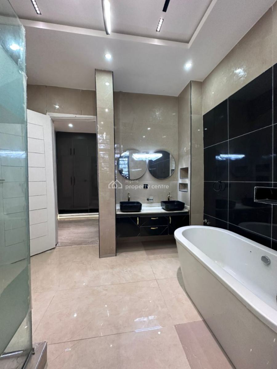 Spacious 5 Bedroom Detached with Swimming Pool, Gym + Bq, Ikota, Lekki, Lagos, Detached Duplex for Sale