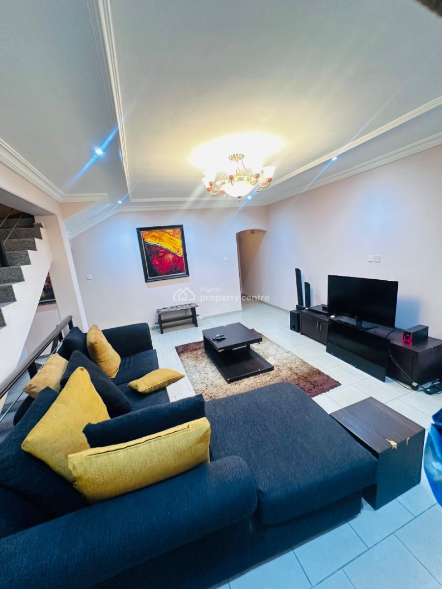 3 Bedroom Terrace Duplex with 1 Room Bq, Wuye, Abuja, Flat / Apartment for Sale