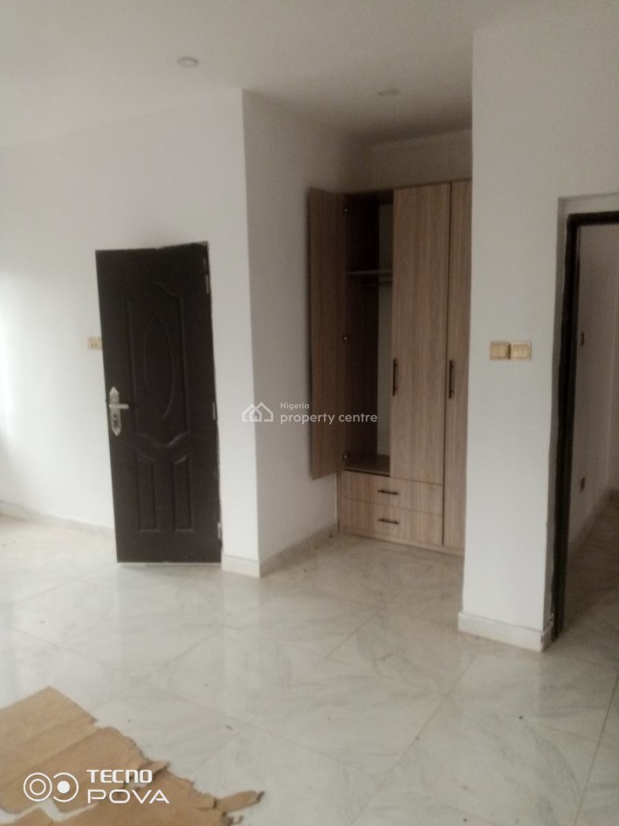 Brand New 3 Bedroom Flat, The Property Located at Valley View Estate Ebute, Ikorodu, Lagos, Flat / Apartment for Rent