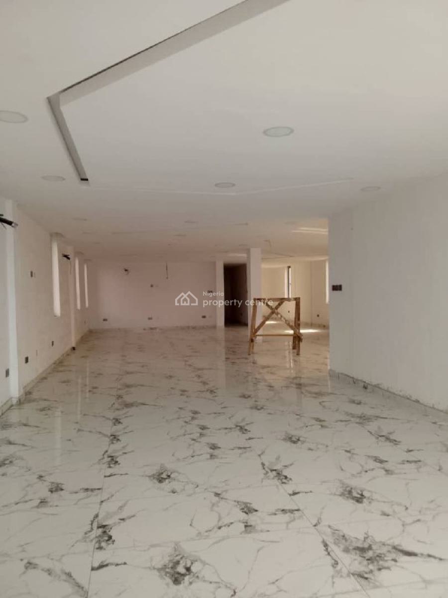 Shop Space Available(232 Sqm), Lekki, Lagos, Shop for Rent