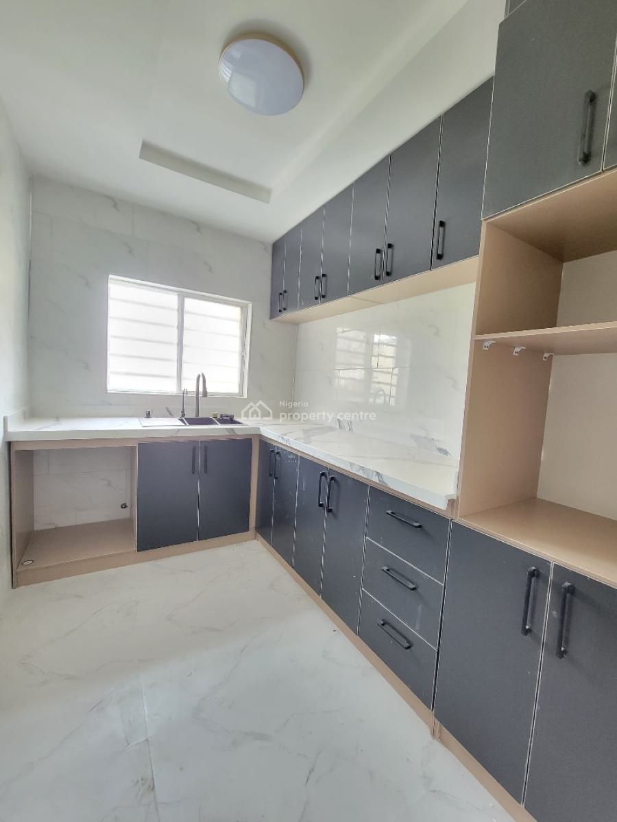 Luxury 2 Bedroom Apartment Inside Decent Estate, Badore, Ajah, Lagos, Terraced Bungalow for Rent