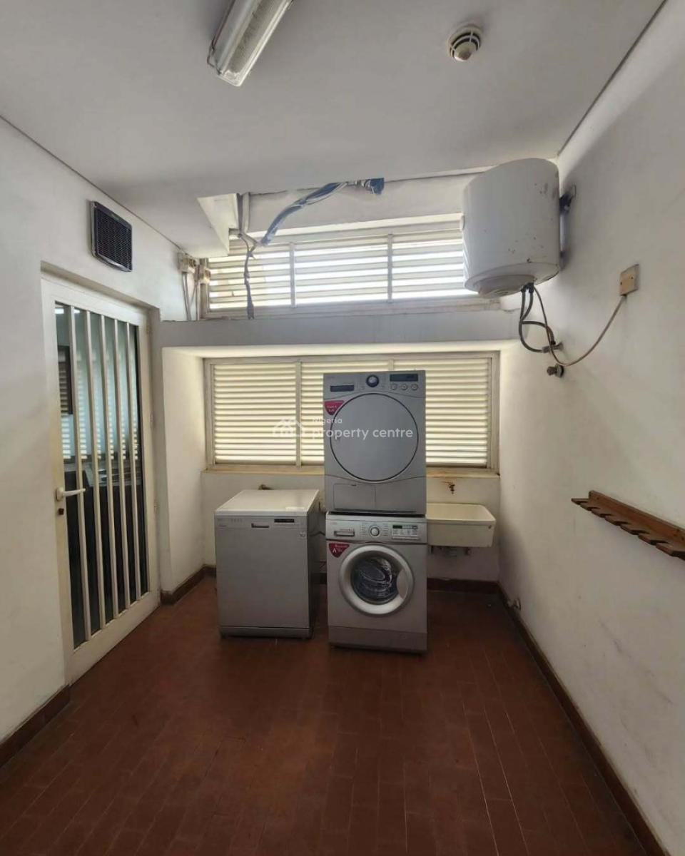 Luxury 3-bedroom Apartment with Bq, Banana Island, Ikoyi, Lagos, Flat / Apartment for Rent