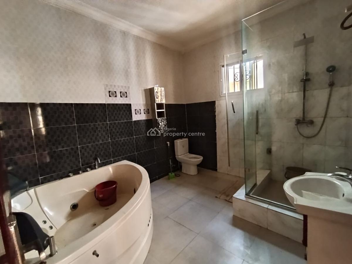 a Large Master Bedroom Studio Apartment, Chevron Drive, Bera Estate, Lekki, Lagos, Self Contain (single Rooms) for Rent