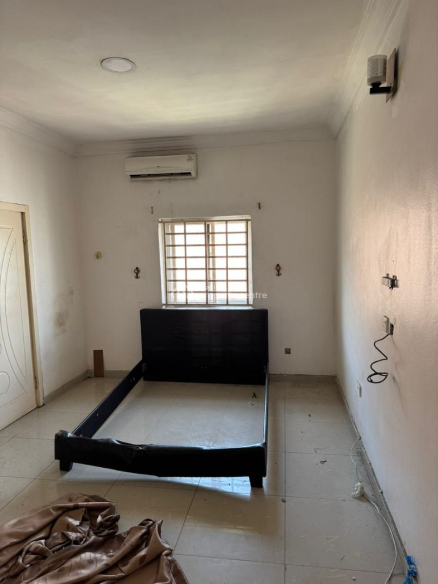 Beautiful 2 Bedroom Flat, Right Side, Lekki Phase 1, Lekki, Lagos, Terraced Duplex for Rent
