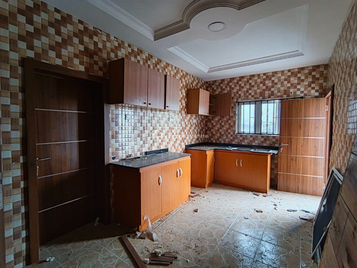 a 3 Bedroom Flat, By Newroad, Opposite Chevron, Lekki, Lagos, Flat / Apartment for Rent
