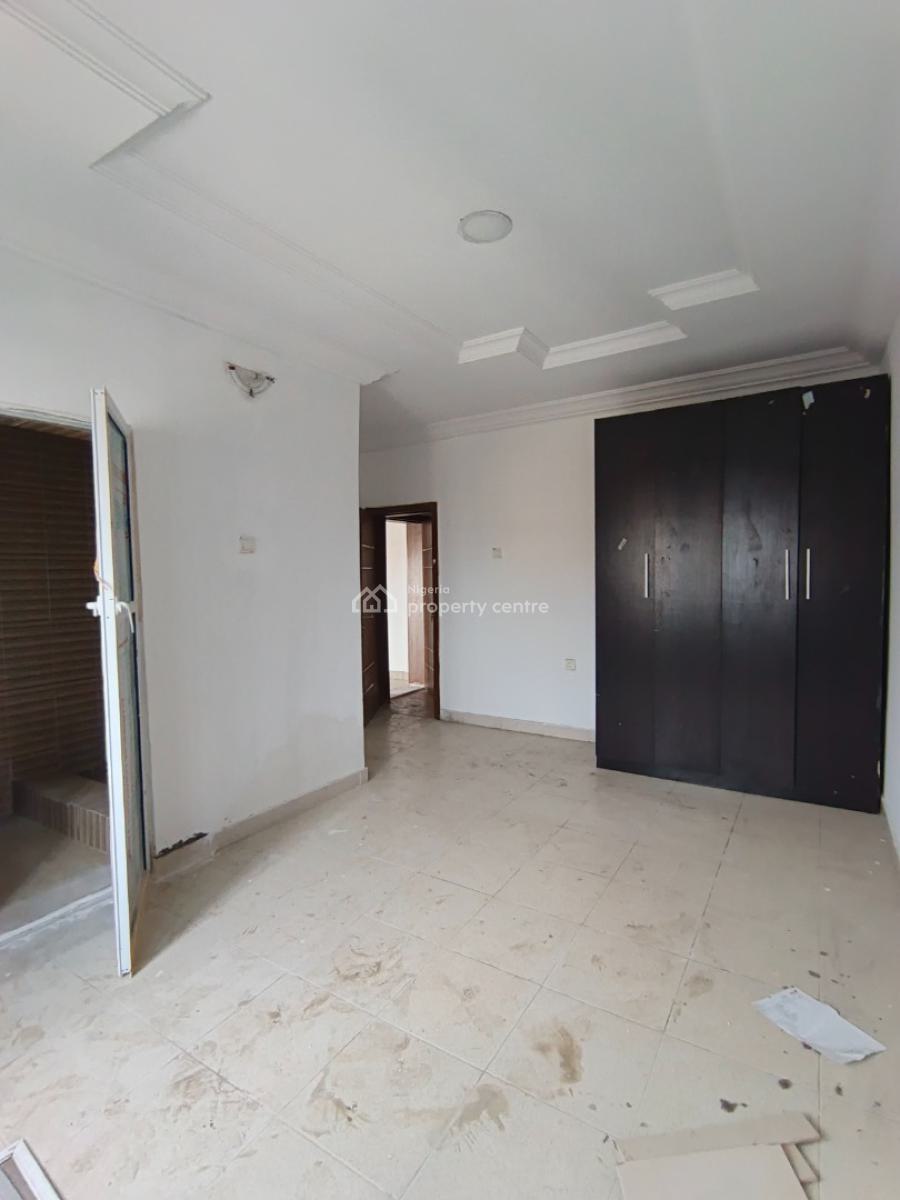 a 3 Bedroom Flat, By Newroad, Opposite Chevron, Lekki, Lagos, Flat / Apartment for Rent