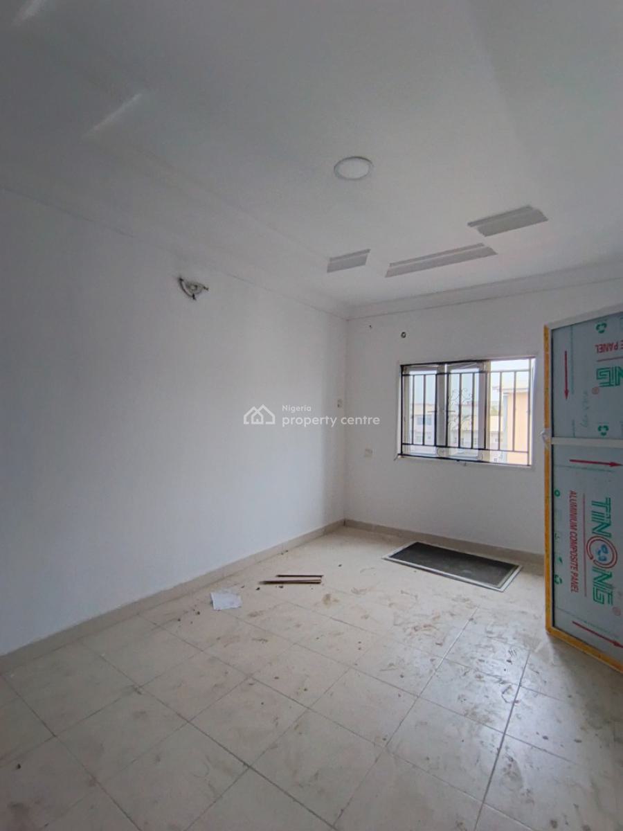a 3 Bedroom Flat, By Newroad, Opposite Chevron, Lekki, Lagos, Flat / Apartment for Rent
