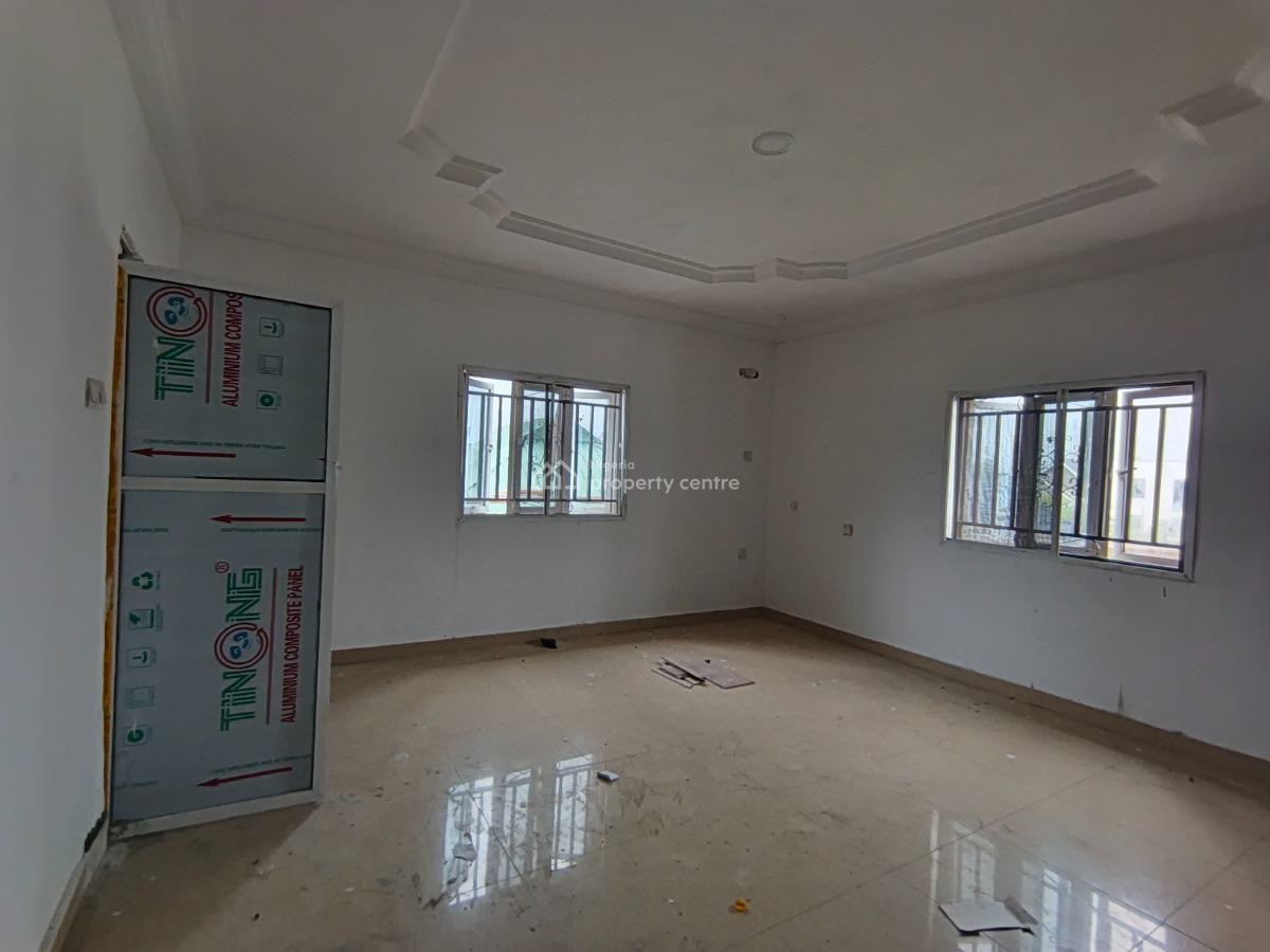 a 3 Bedroom Flat, By Newroad, Opposite Chevron, Lekki, Lagos, Flat / Apartment for Rent