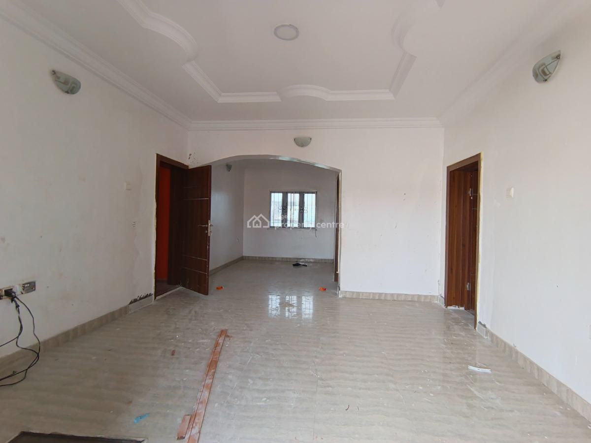a 3 Bedroom Flat, By Newroad, Opposite Chevron, Lekki, Lagos, Flat / Apartment for Rent