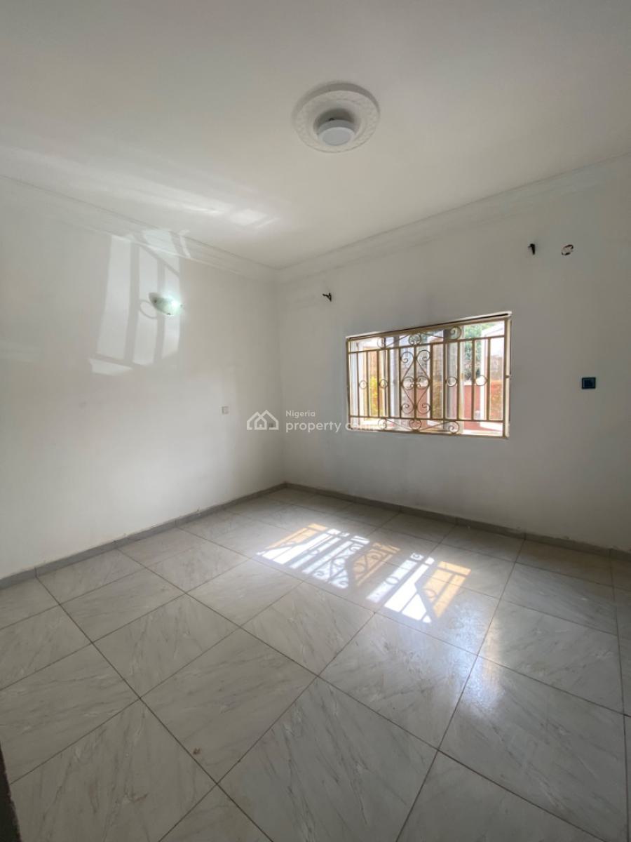 Luxury 3 Bedroom Apartment in a Secured Compound, Jahi, Abuja, Flat / Apartment for Rent