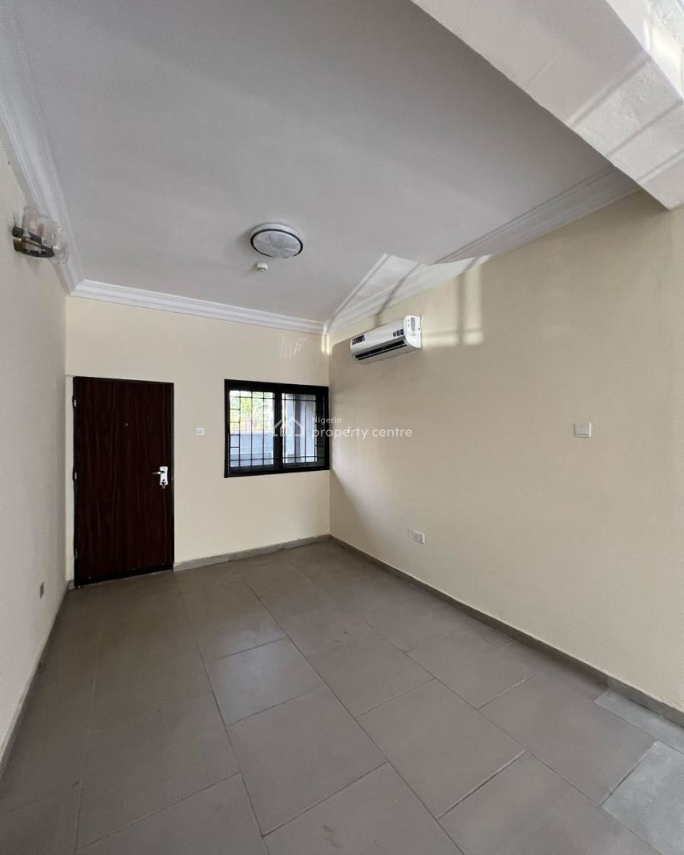 3-bedroom Apartment with Bq, Lekki Phase One, Lekki, Lagos, Flat / Apartment for Rent