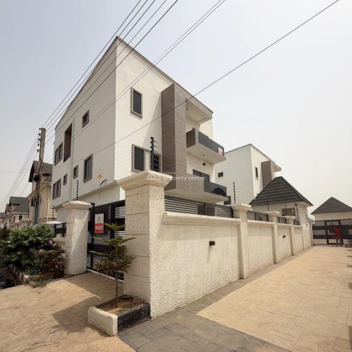 5bedrooms Fully Detached Duplex Located in a Serene and Secured Estate, Gwarinpa, Abuja, Detached Duplex for Sale