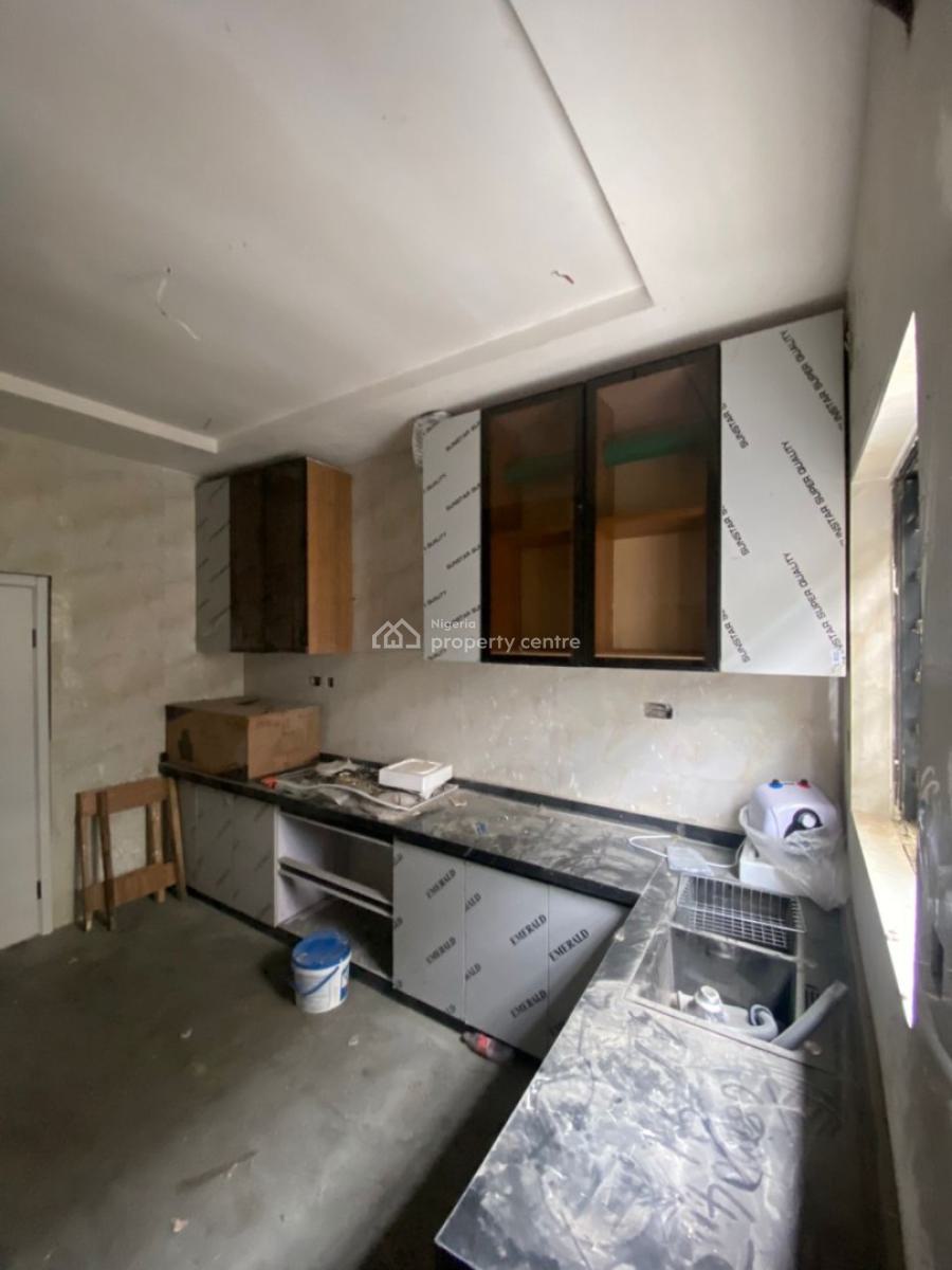 4 Bedroom Fully Detached with Bq, Olowora, Magodo, Lagos, Detached Duplex for Sale