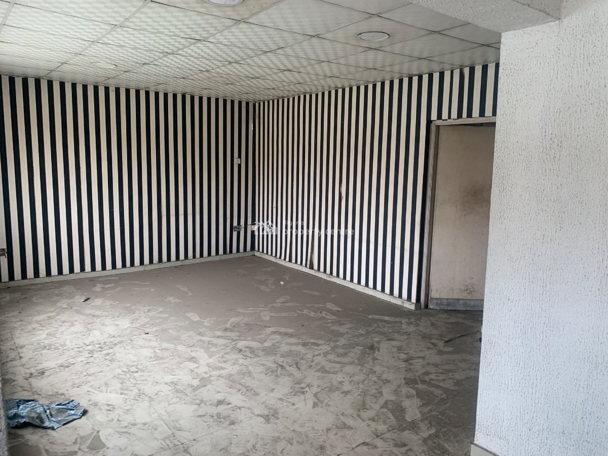 Well Maintained 200 Sqmtr Office Space, Itire Road, Surulere, Lagos, Office Space for Rent
