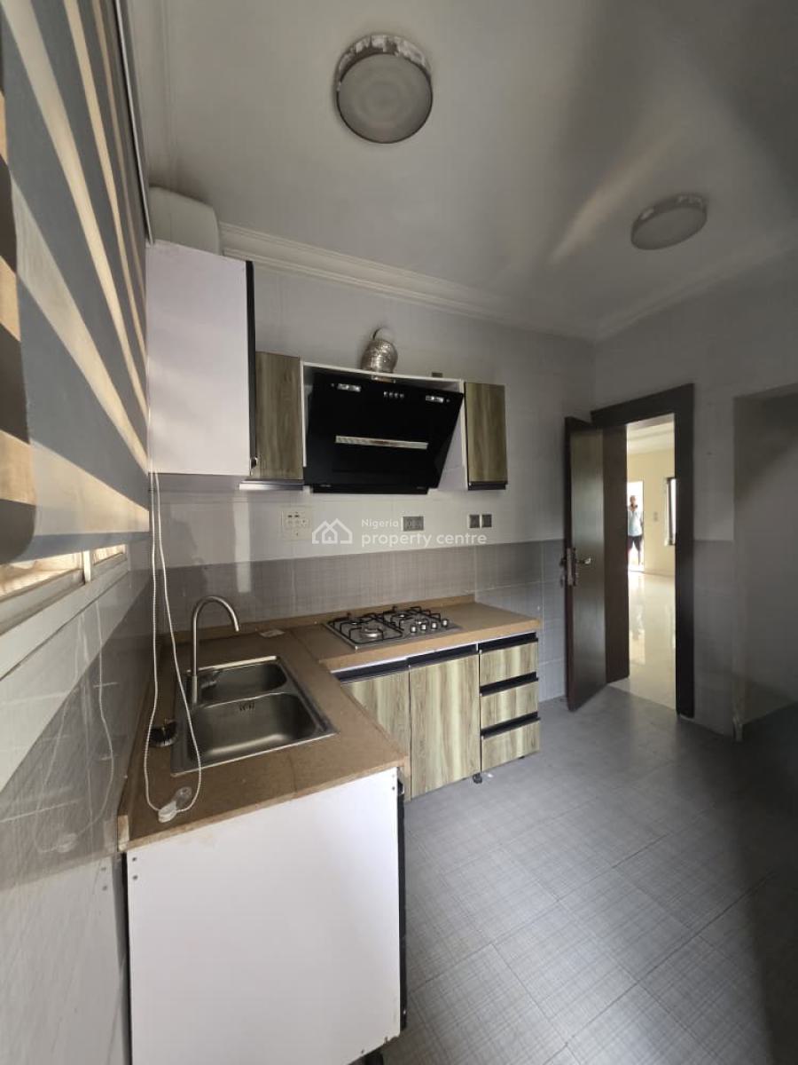 Luxurious and Comfortable 3bedroom Apartment, Asokoro District, Abuja, Flat / Apartment for Rent