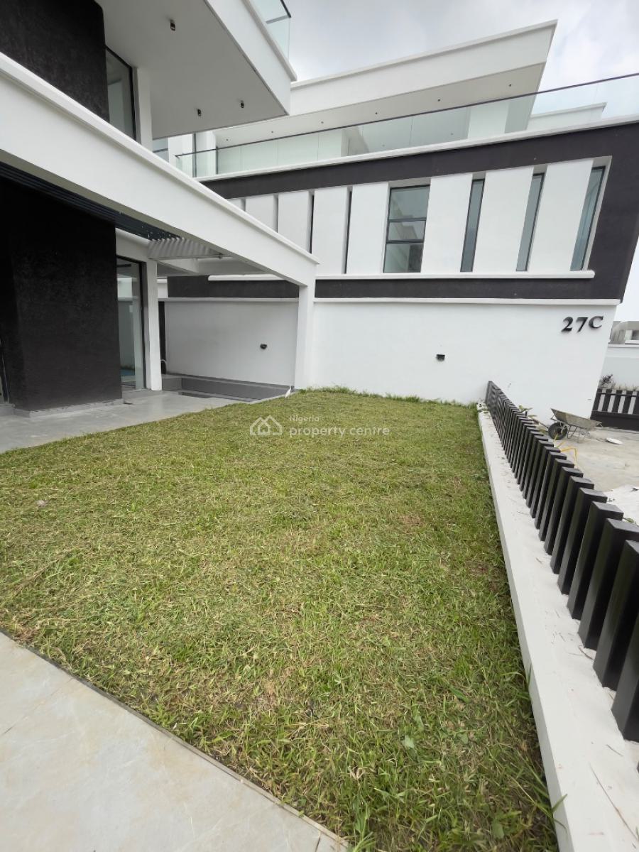 Exclusive Collection of 6 Ultra-premium 5bedrooms Mansions, Osapa, Lekki, Lagos, Detached Duplex for Sale