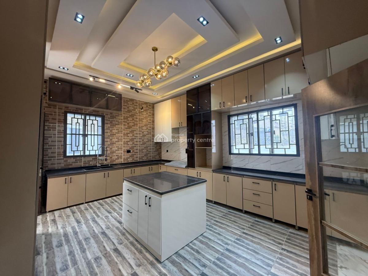 Newt Built and Luxurious 5bedroom Duplex, Asokoro District, Abuja, Detached Duplex for Sale