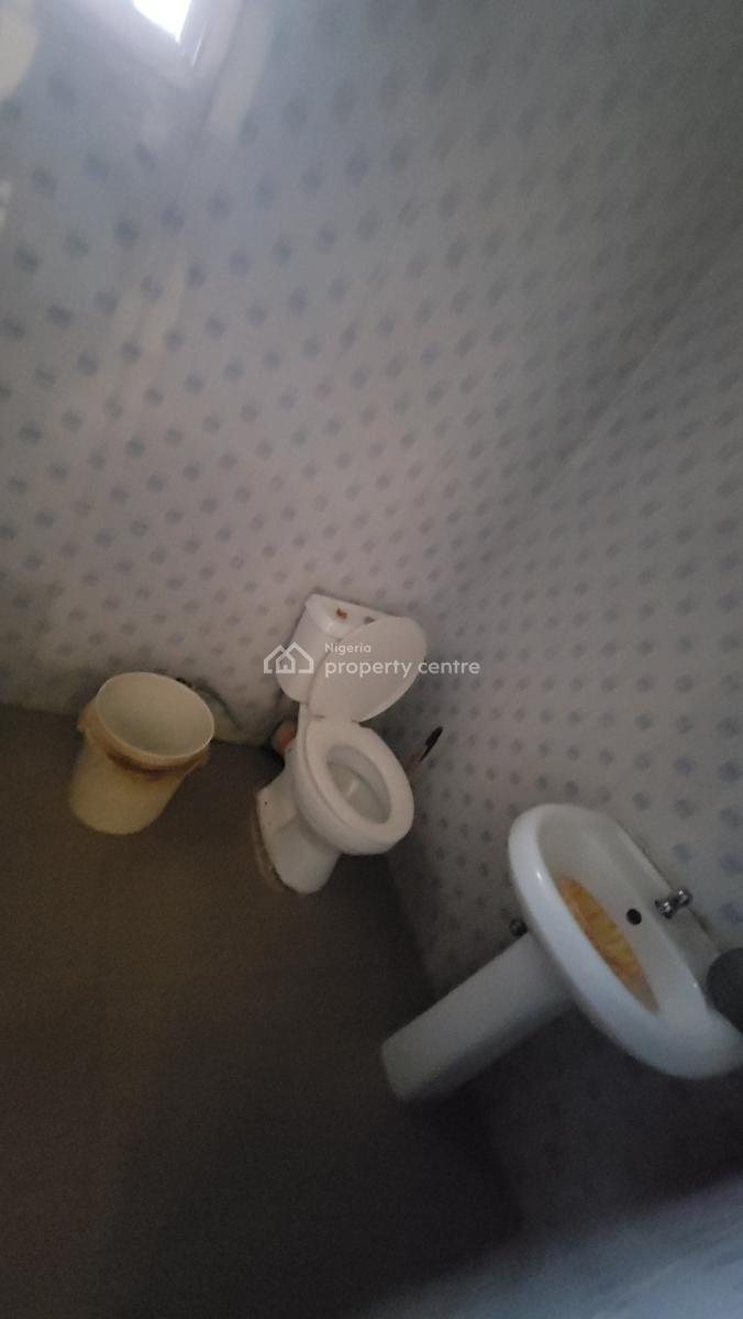 Standard 3 Bedroom with a Room Bq/ Ensuite 2 Bedroom with 1 Bedroom Bq, Redeemer Estate, Off Pyakasa Road, Lugbe District, Abuja, Detached Bungalow for Sale