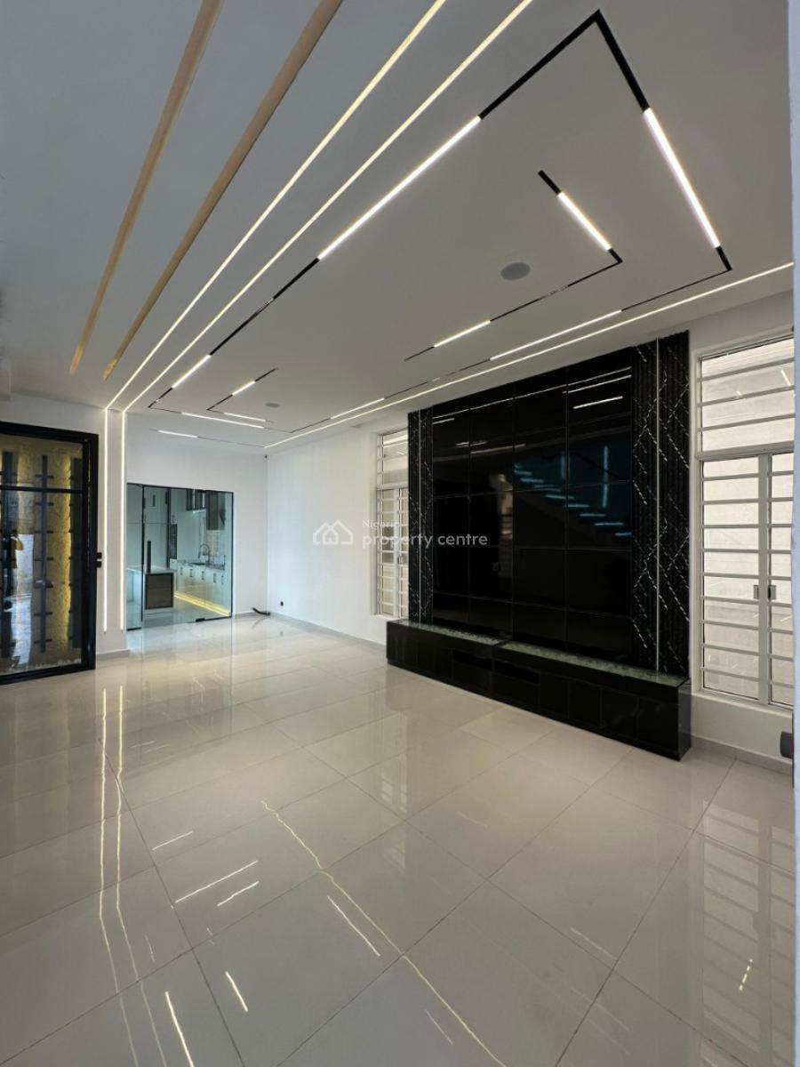 Massively Built 5bedroom Fully Detached House with One Room Bq, Ologolo,  Lekki, Lagos., Lekki, Lagos, Detached Duplex for Sale