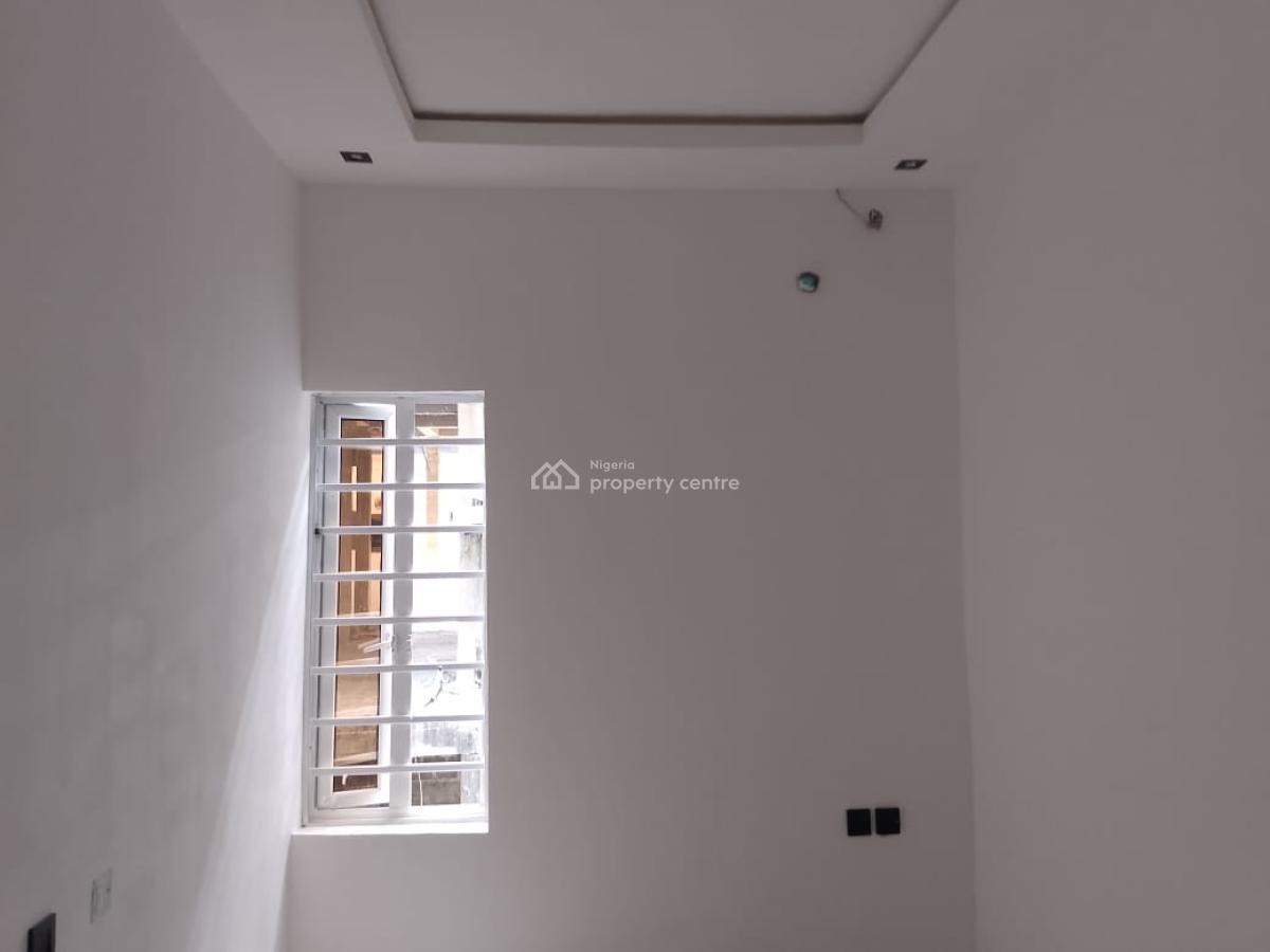 Luxury 3 Bedroom Duplex Brand New, Back of Blanco Supermarket Sangotedo, Ajah, Lagos, Flat / Apartment for Rent