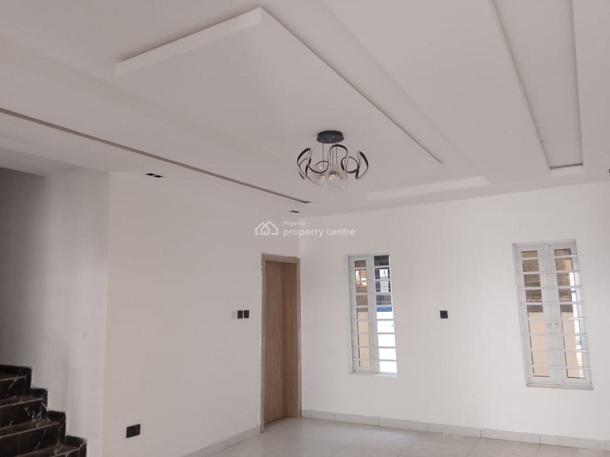 Luxury 3 Bedroom Duplex Brand New, Back of Blanco Supermarket Sangotedo, Ajah, Lagos, Flat / Apartment for Rent