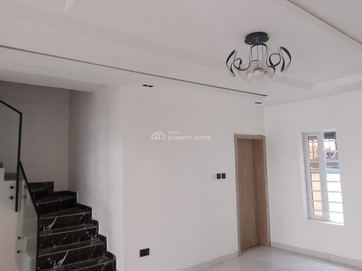 Luxury 3 Bedroom Duplex Brand New, Back of Blanco Supermarket Sangotedo, Ajah, Lagos, Flat / Apartment for Rent